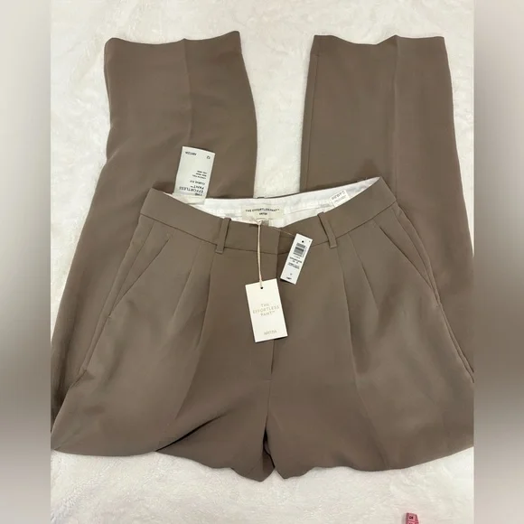 NWT Aritzia The Effortless Pant -High-Wasted,Wide-Leg Japanese Crepe Trousers - Picture 8 of 16